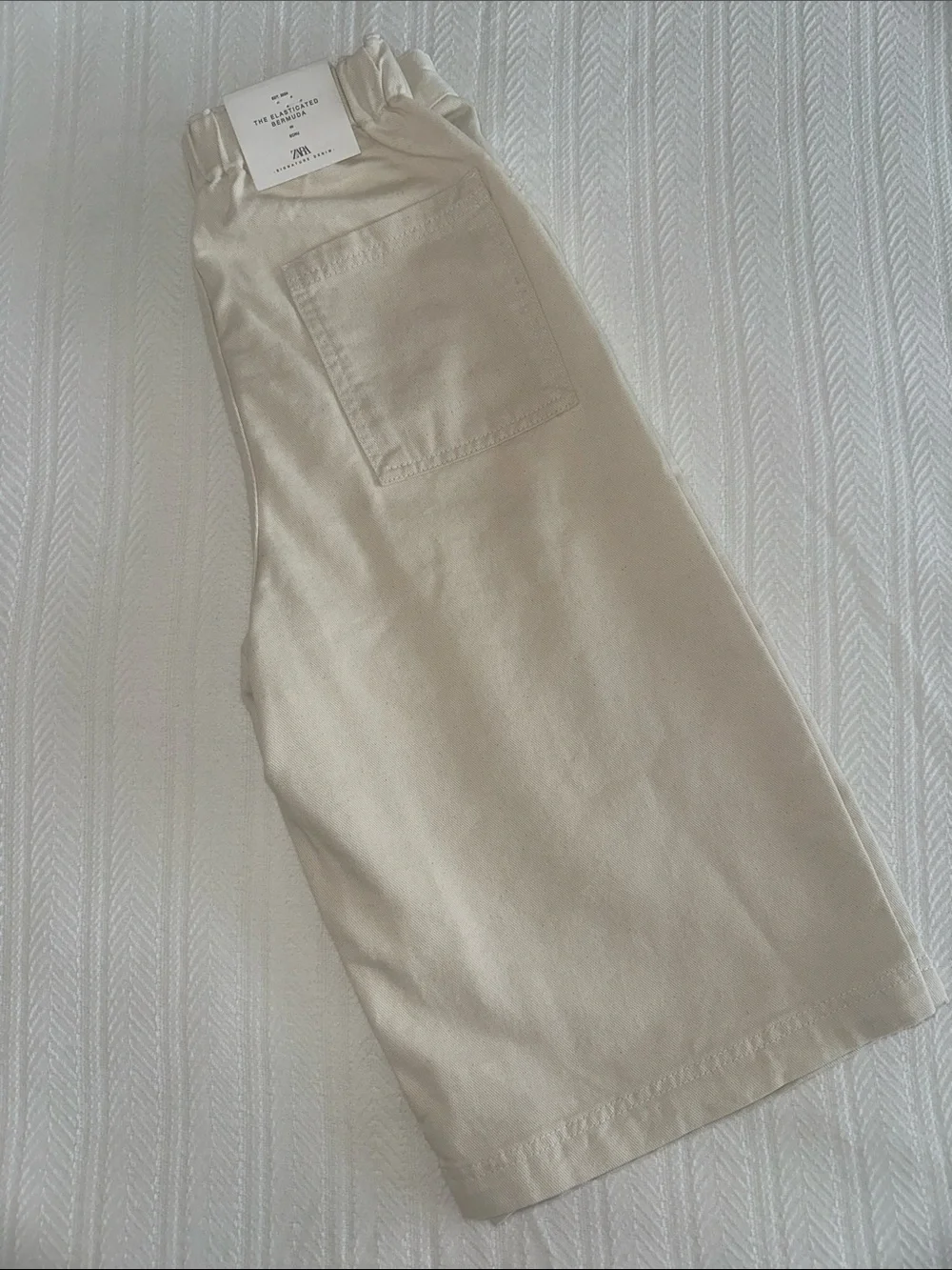 Zara Signature Denim Bermuda Shorts in Ecru